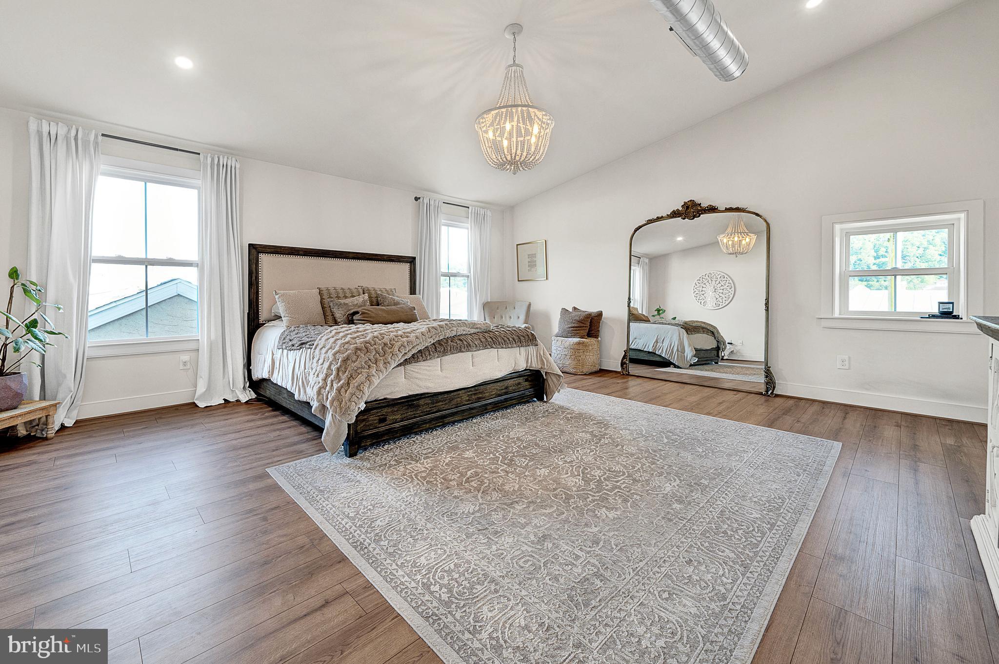 304 E Hector St #3
