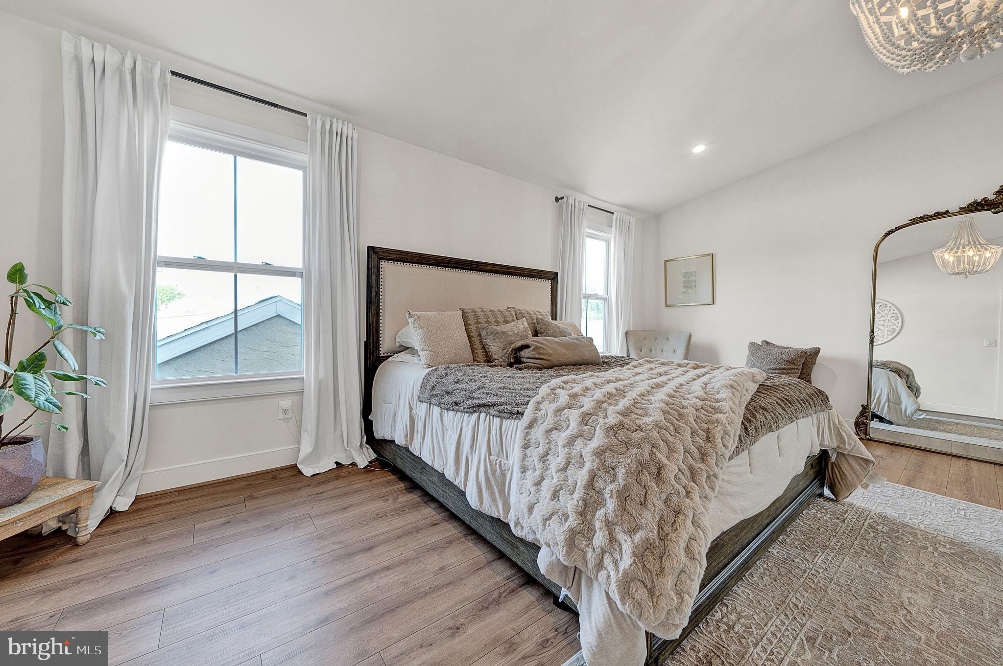 304 E Hector St #3