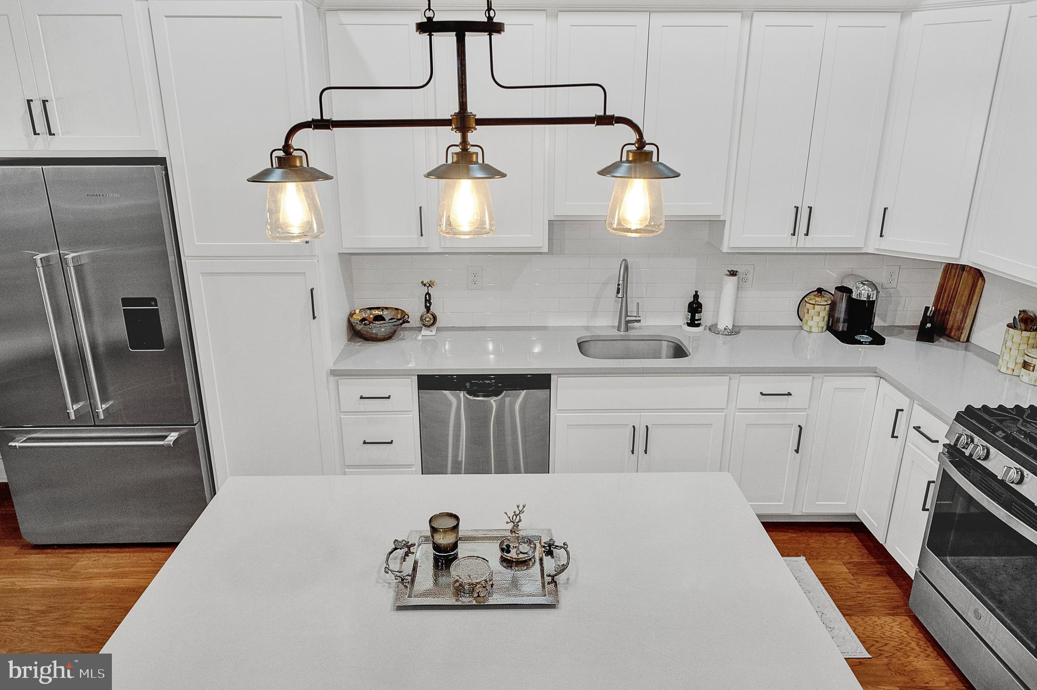 304 E Hector St #3