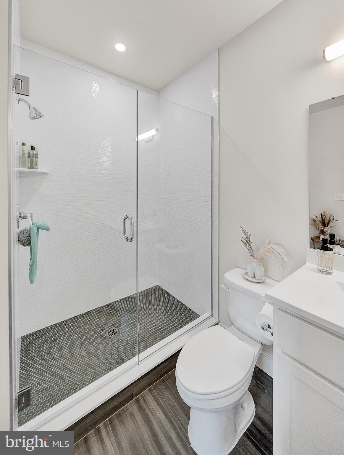 304 E Hector St #3