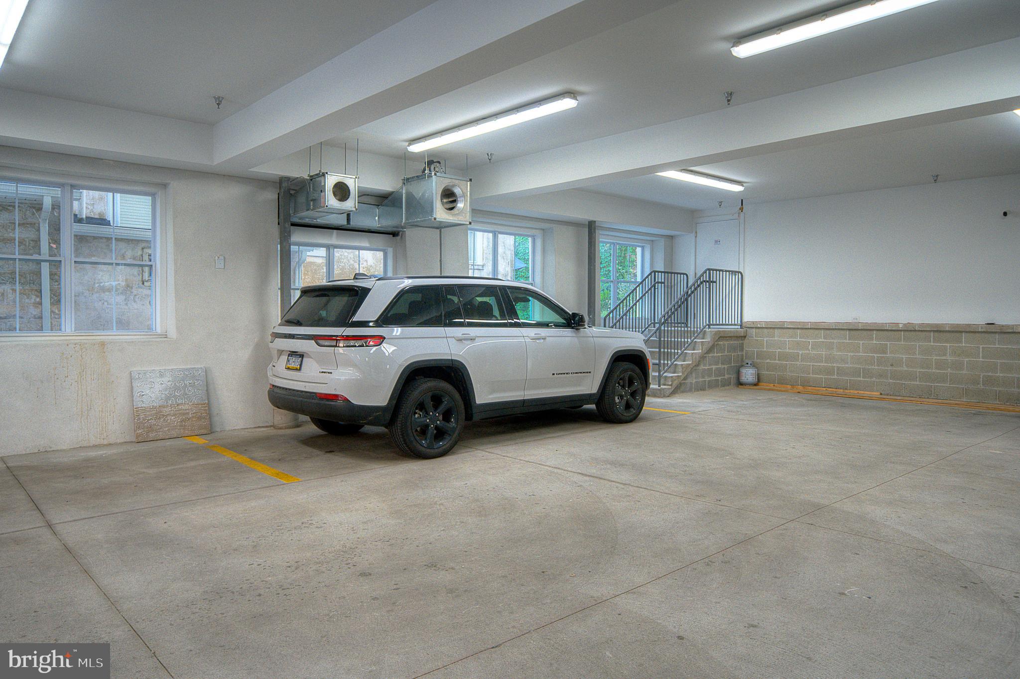 304 E Hector St #3