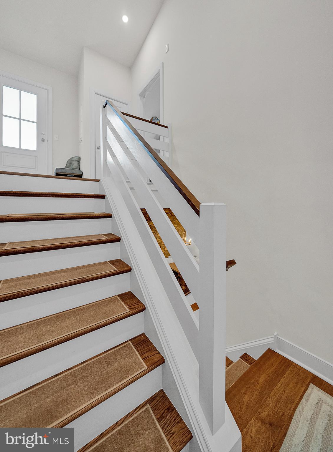 304 E Hector St #3