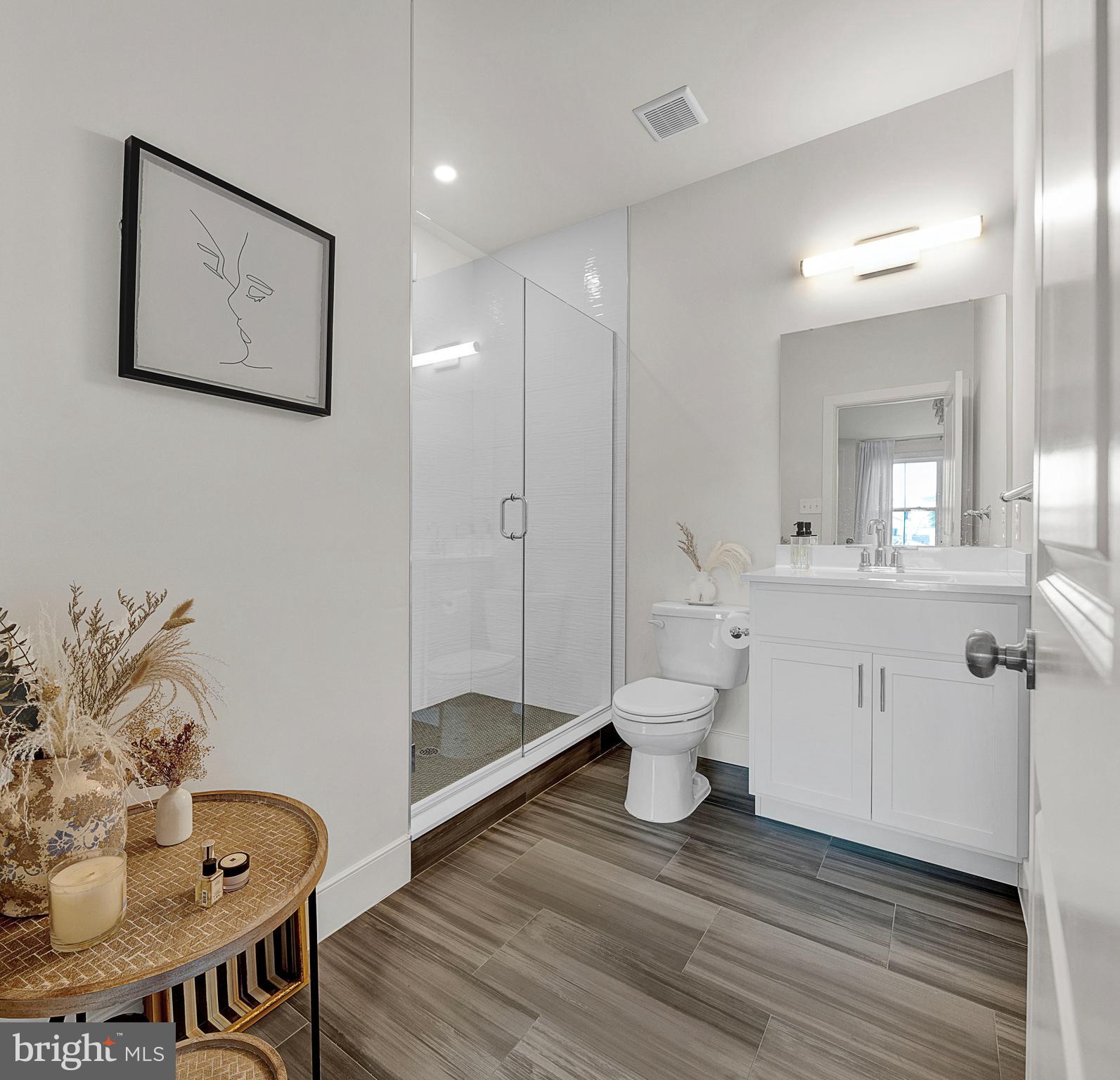 304 E Hector St #3