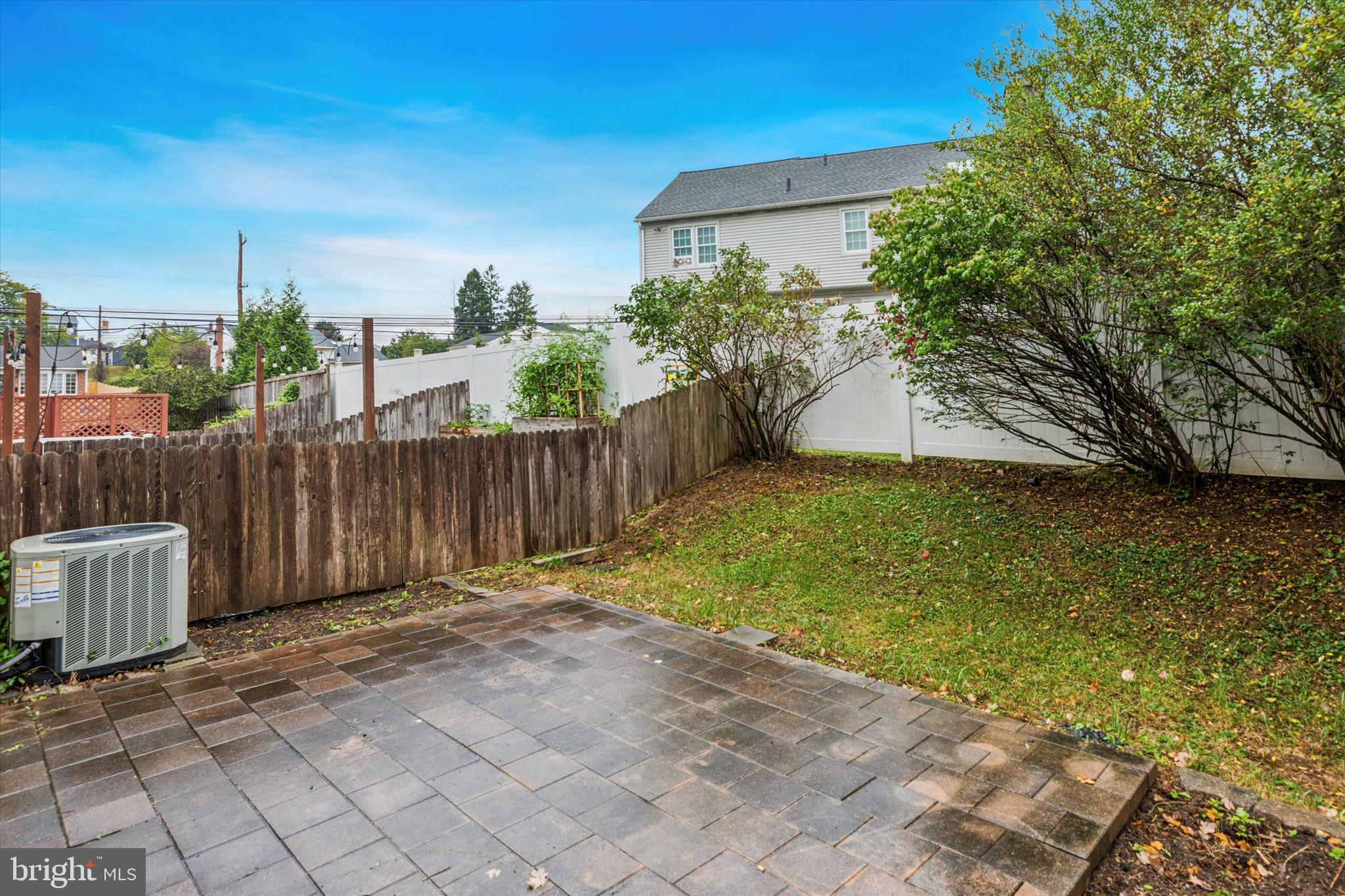 440 Pleasant Valley Dr