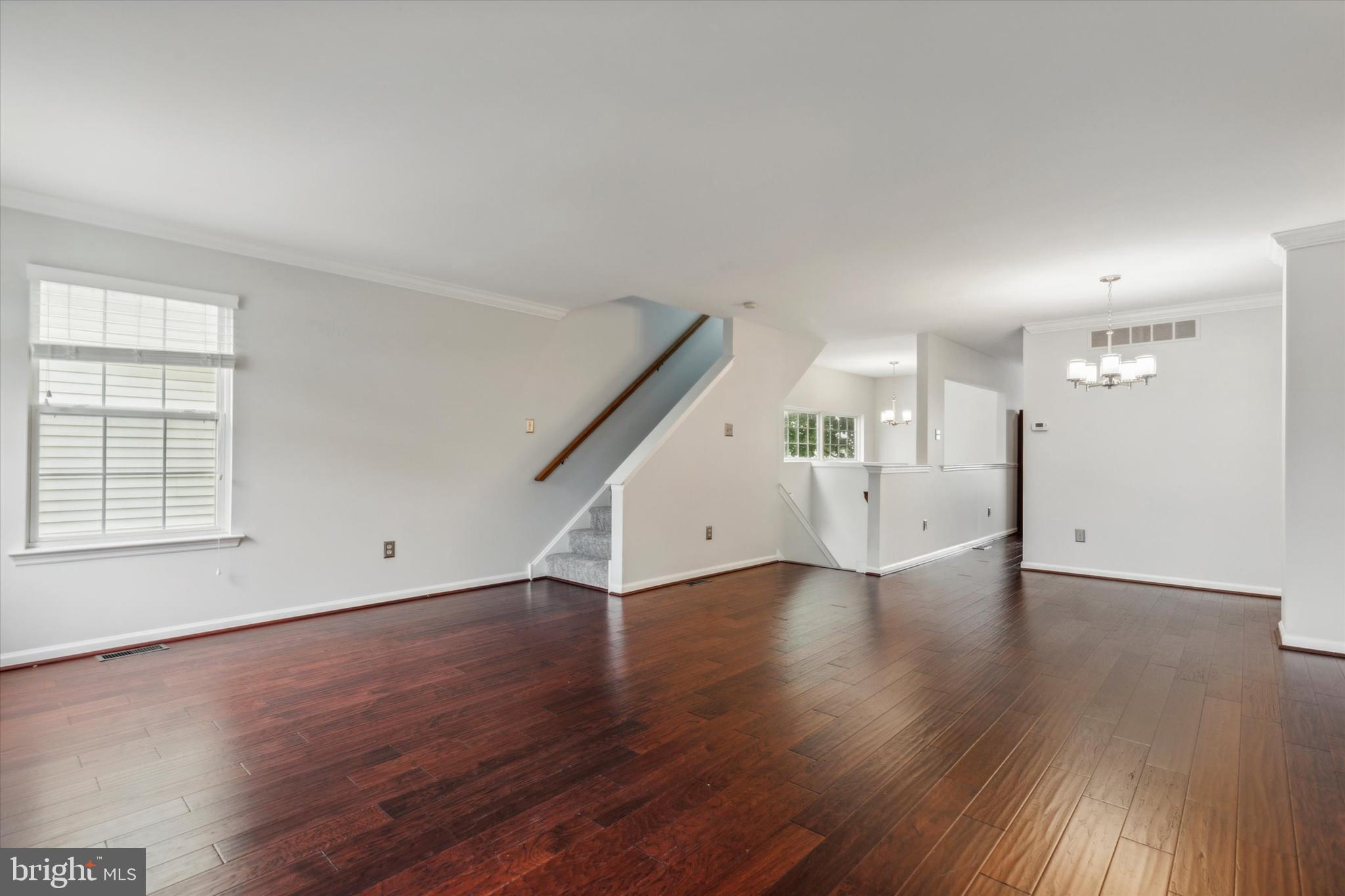 440 Pleasant Valley Dr