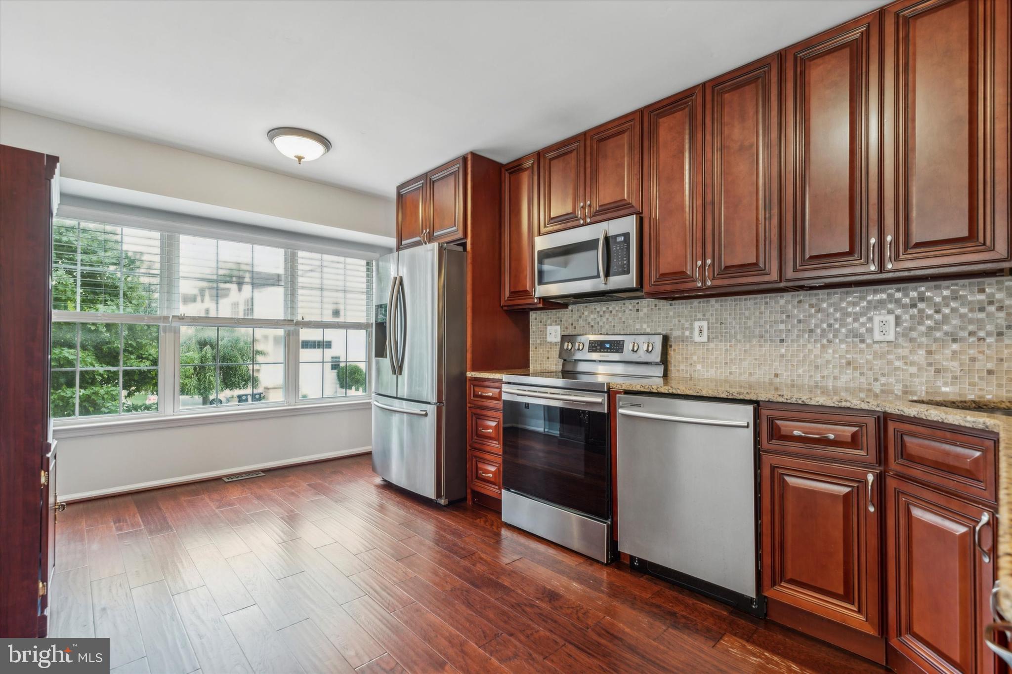 440 Pleasant Valley Dr