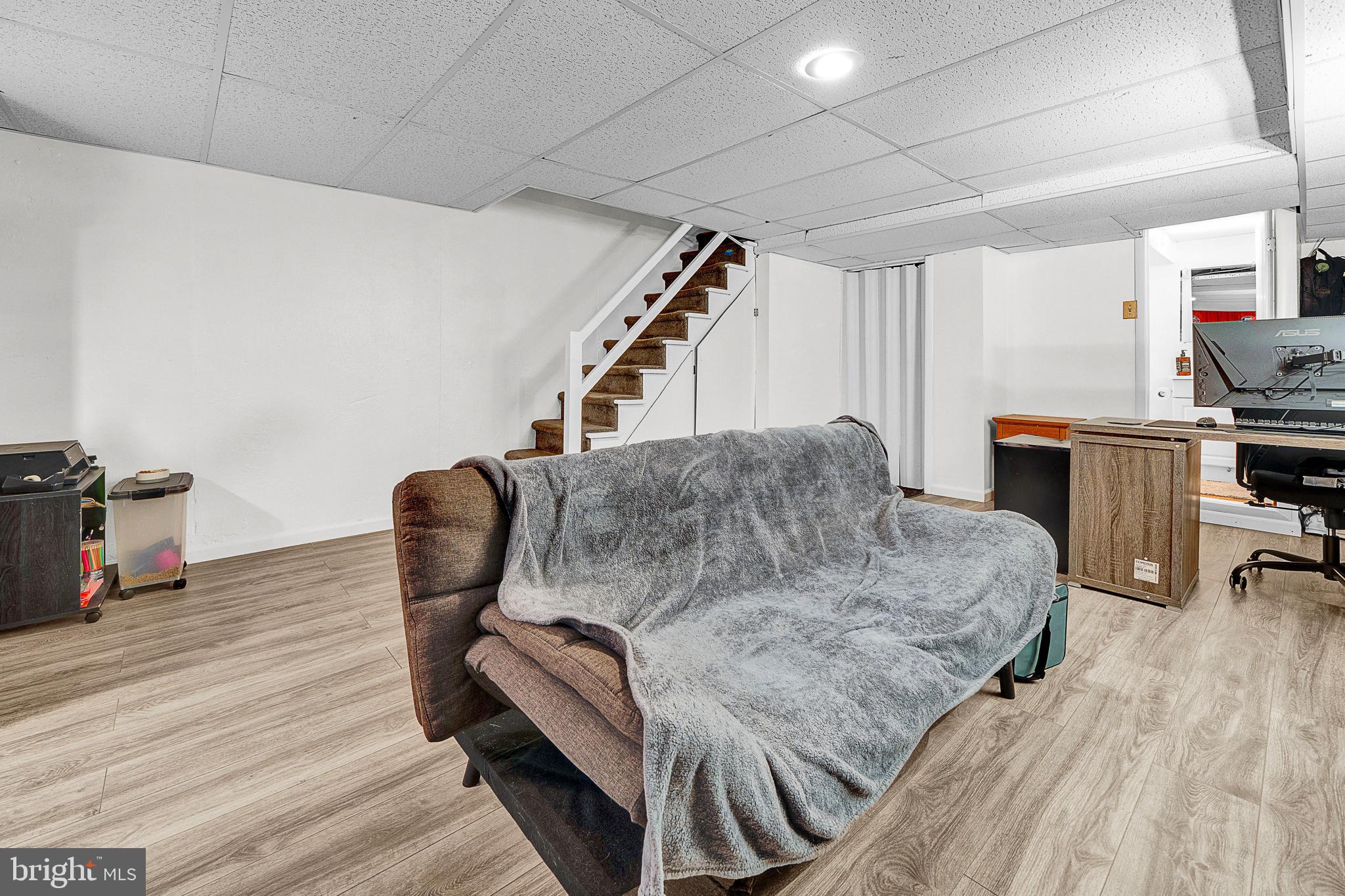 42 Orange Ave