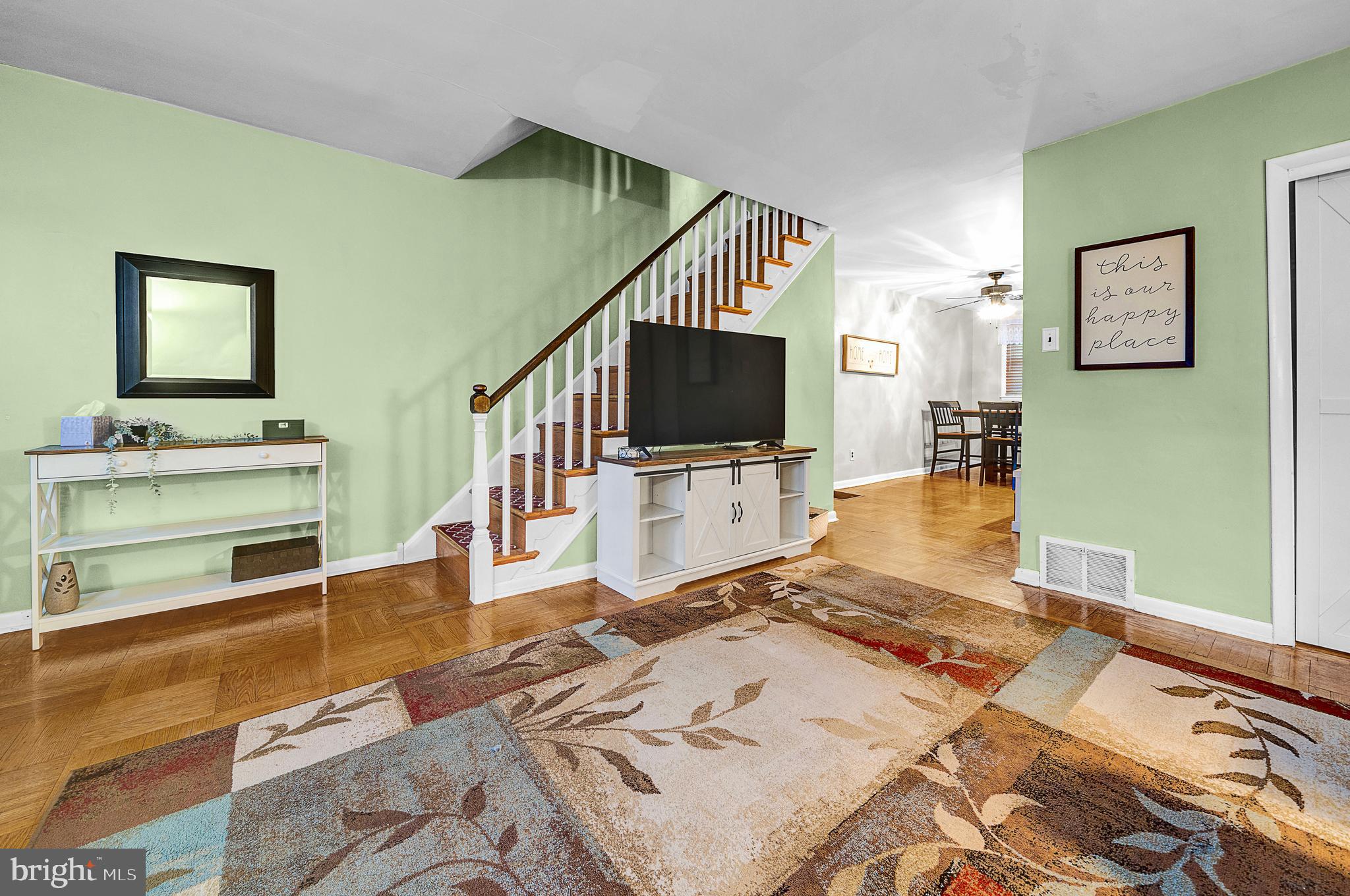 42 Orange Ave