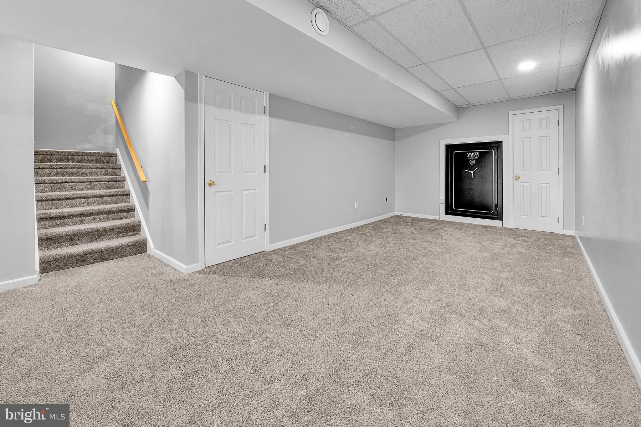 455 BERKSHIRE DR