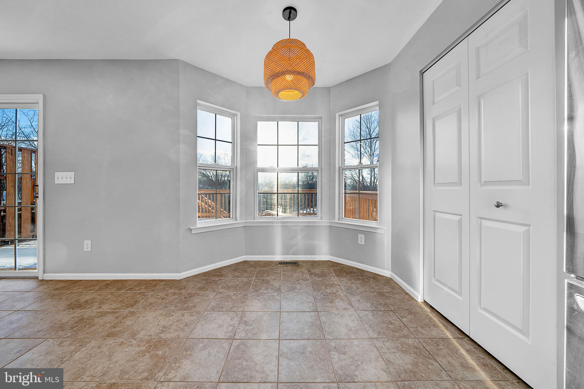 455 BERKSHIRE DR