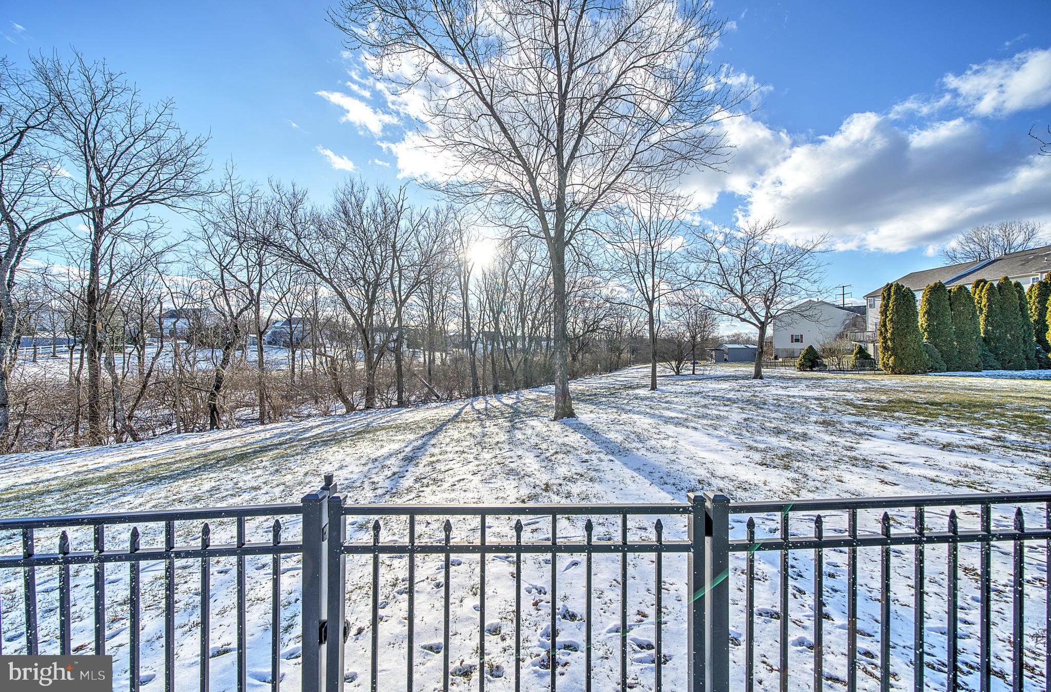 455 BERKSHIRE DR