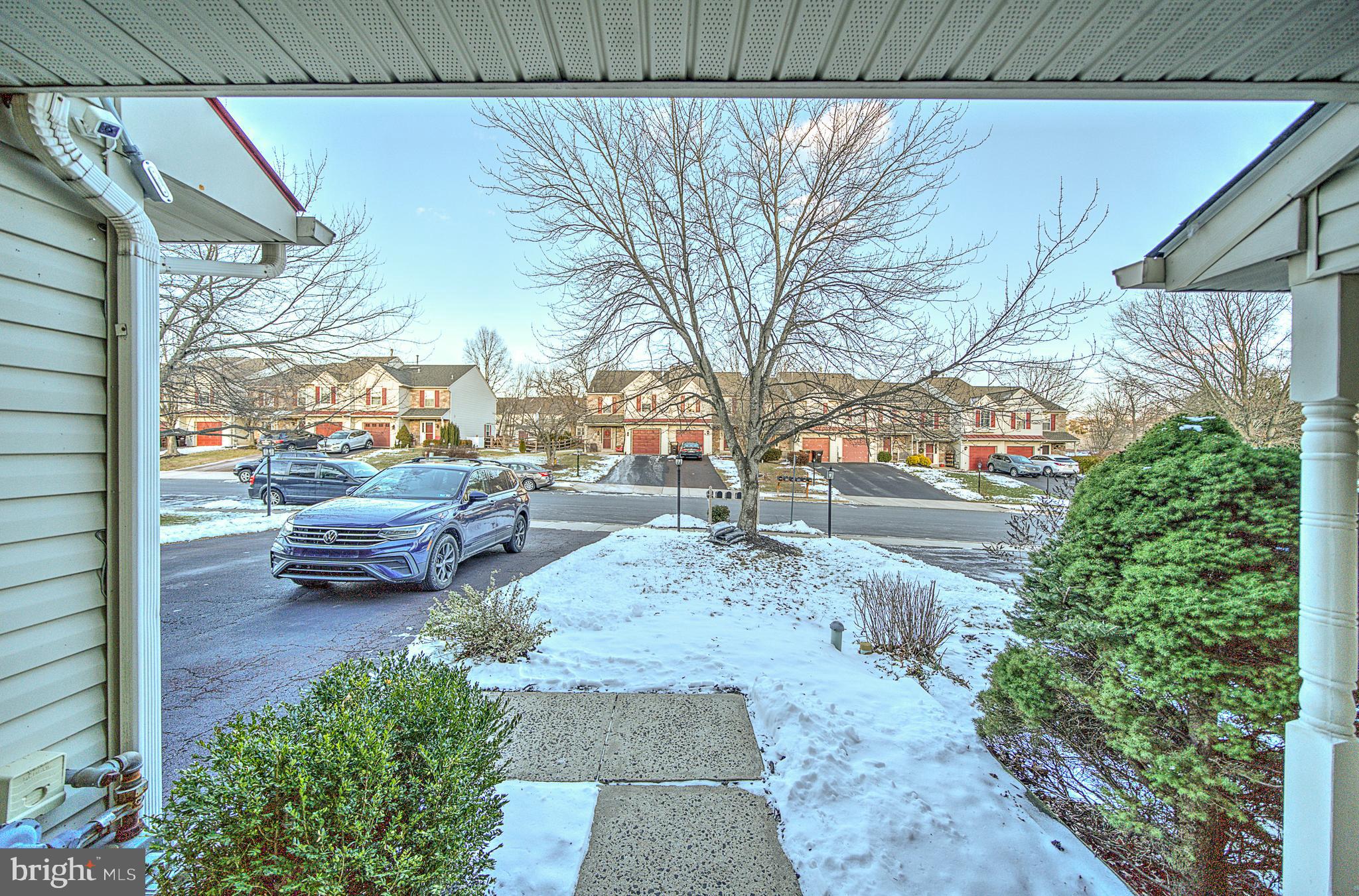455 BERKSHIRE DR