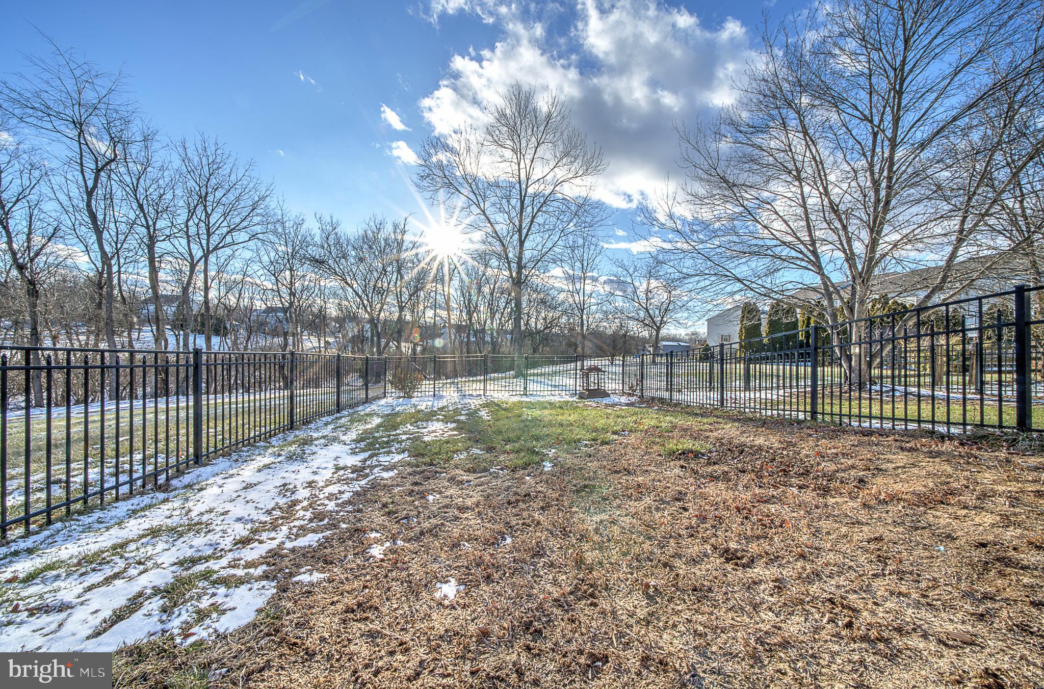 455 BERKSHIRE DR