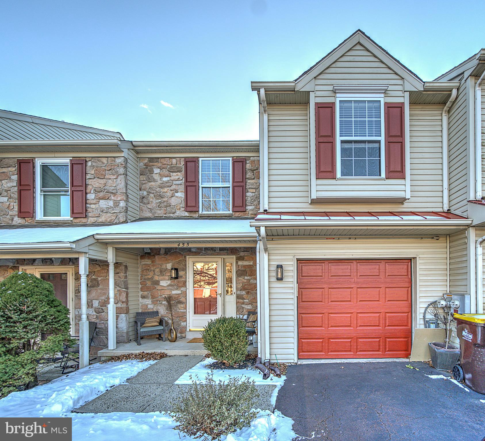 455 BERKSHIRE DR