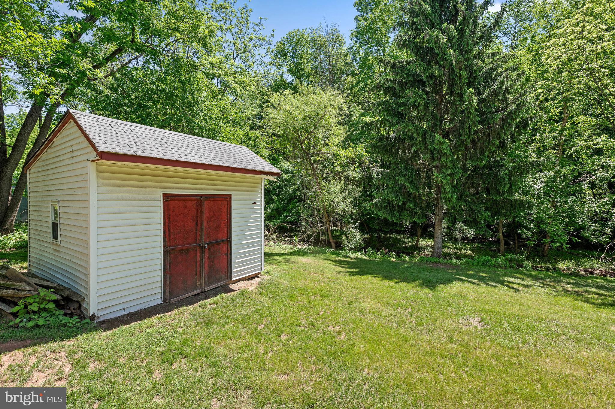 1957 Rampart Ln