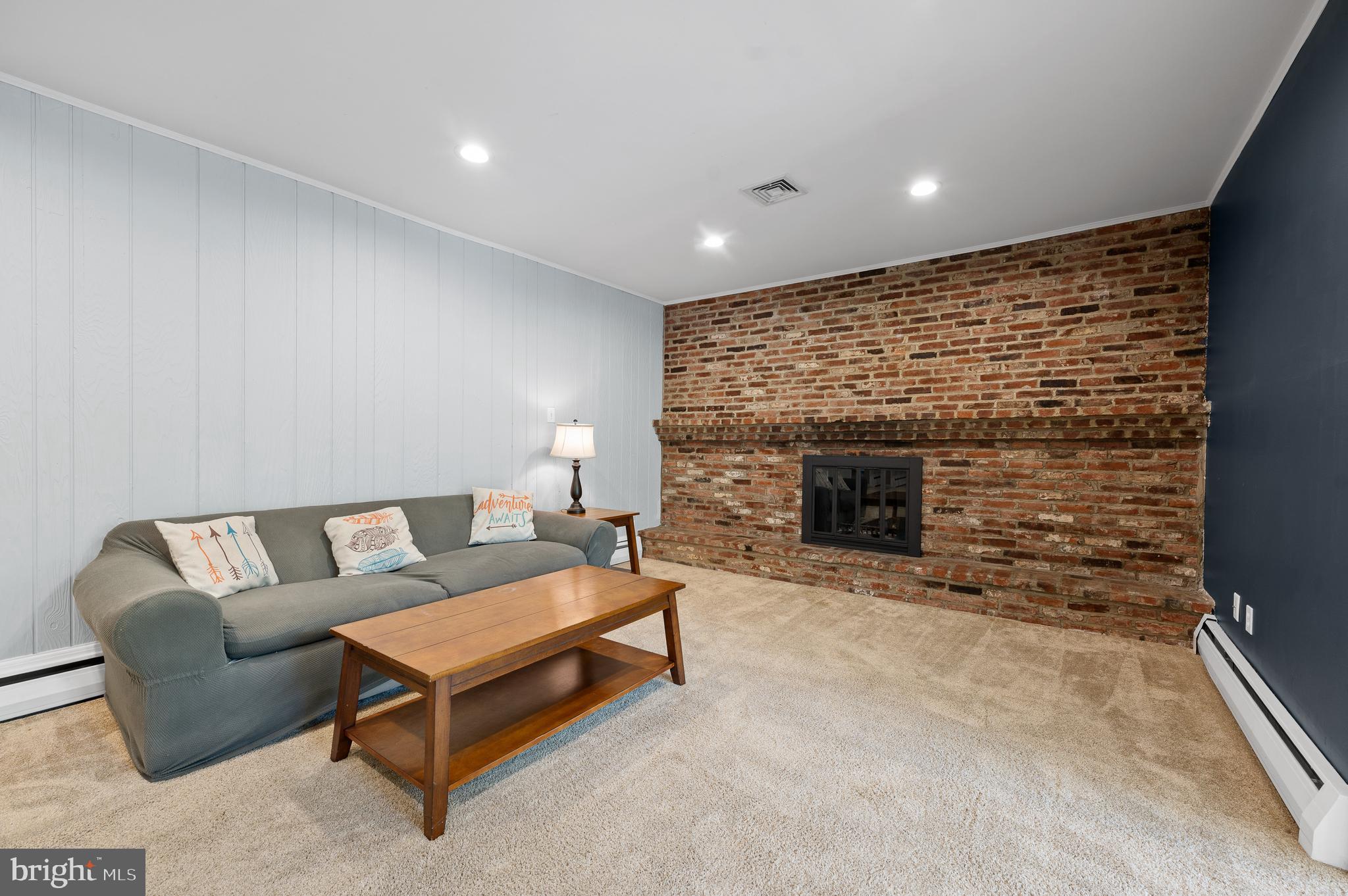 1957 Rampart Ln