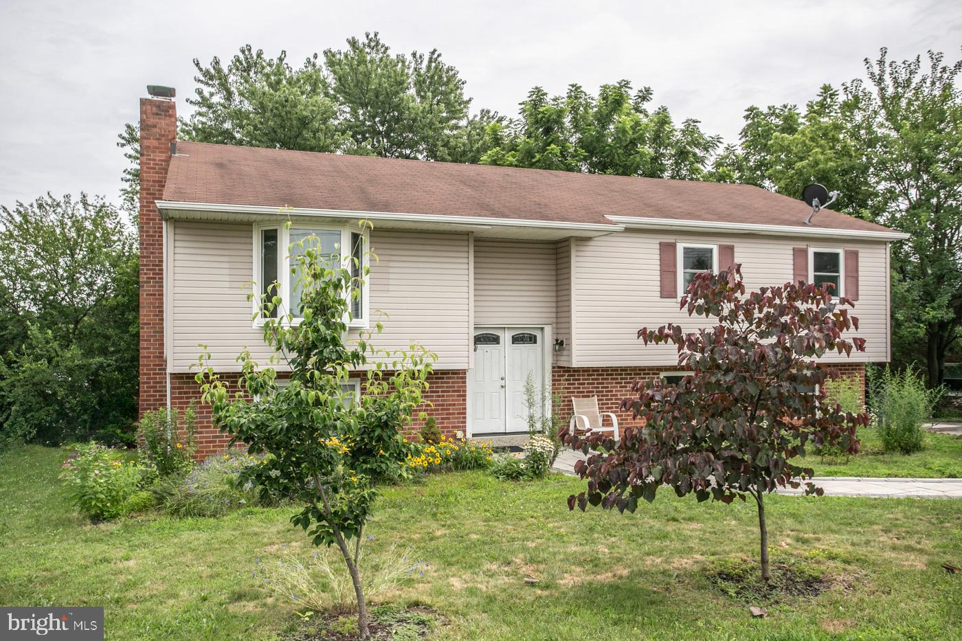 825 BELVOIR ROAD