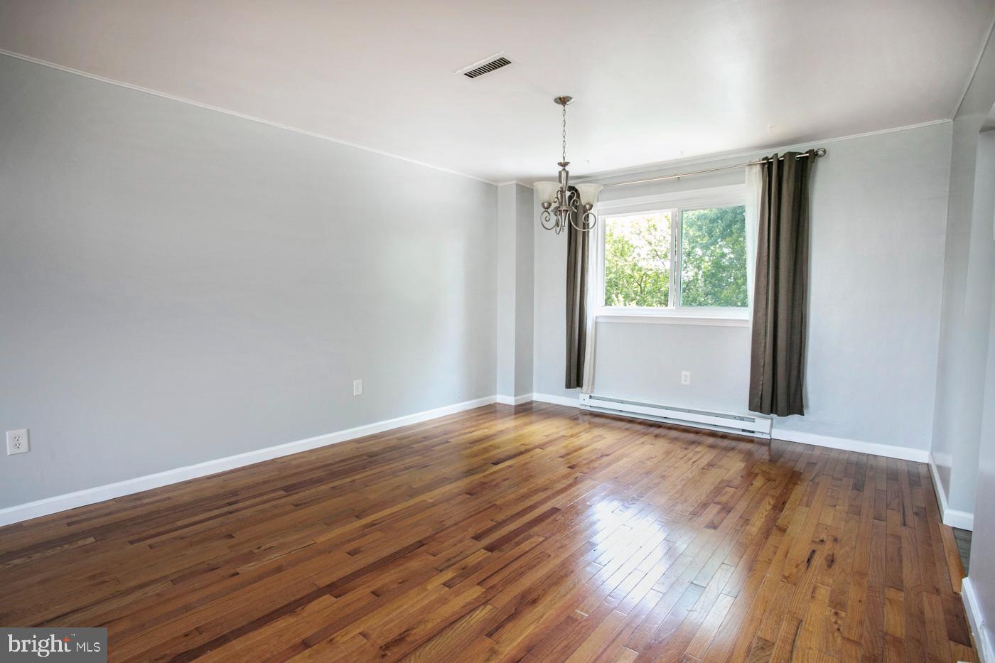 825 BELVOIR ROAD