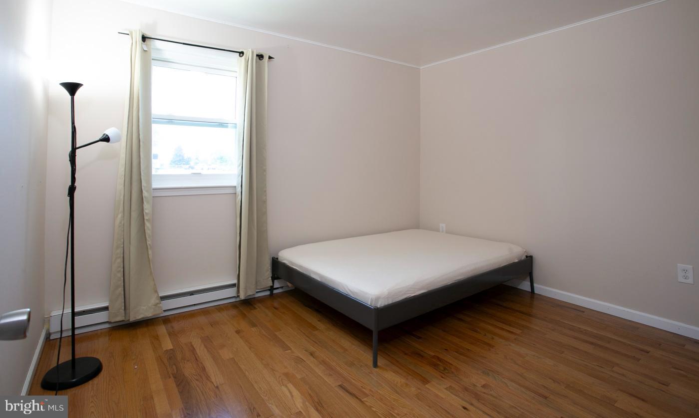 825 BELVOIR ROAD