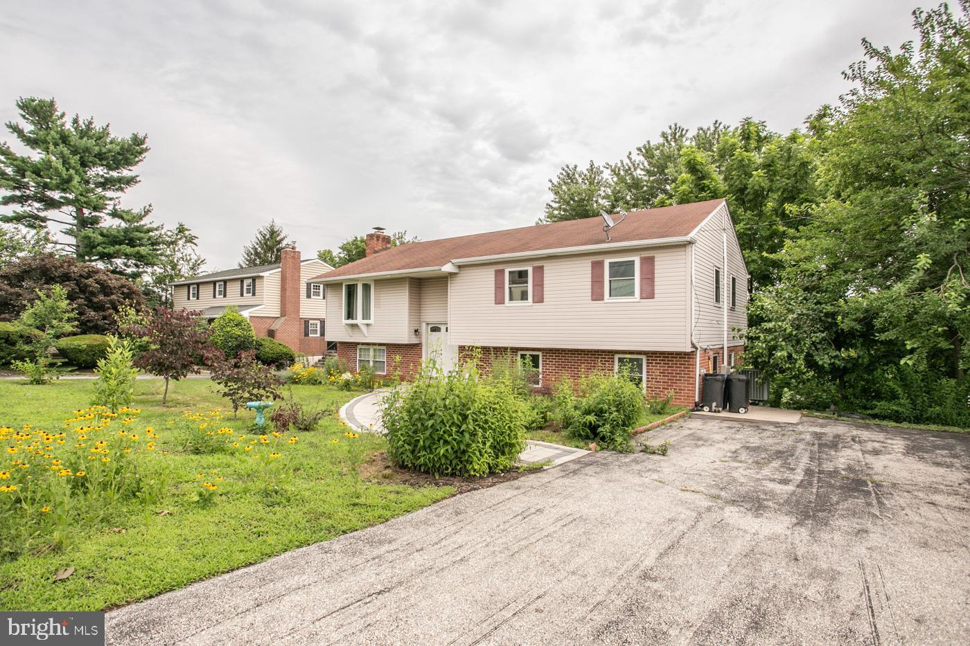 825 BELVOIR ROAD