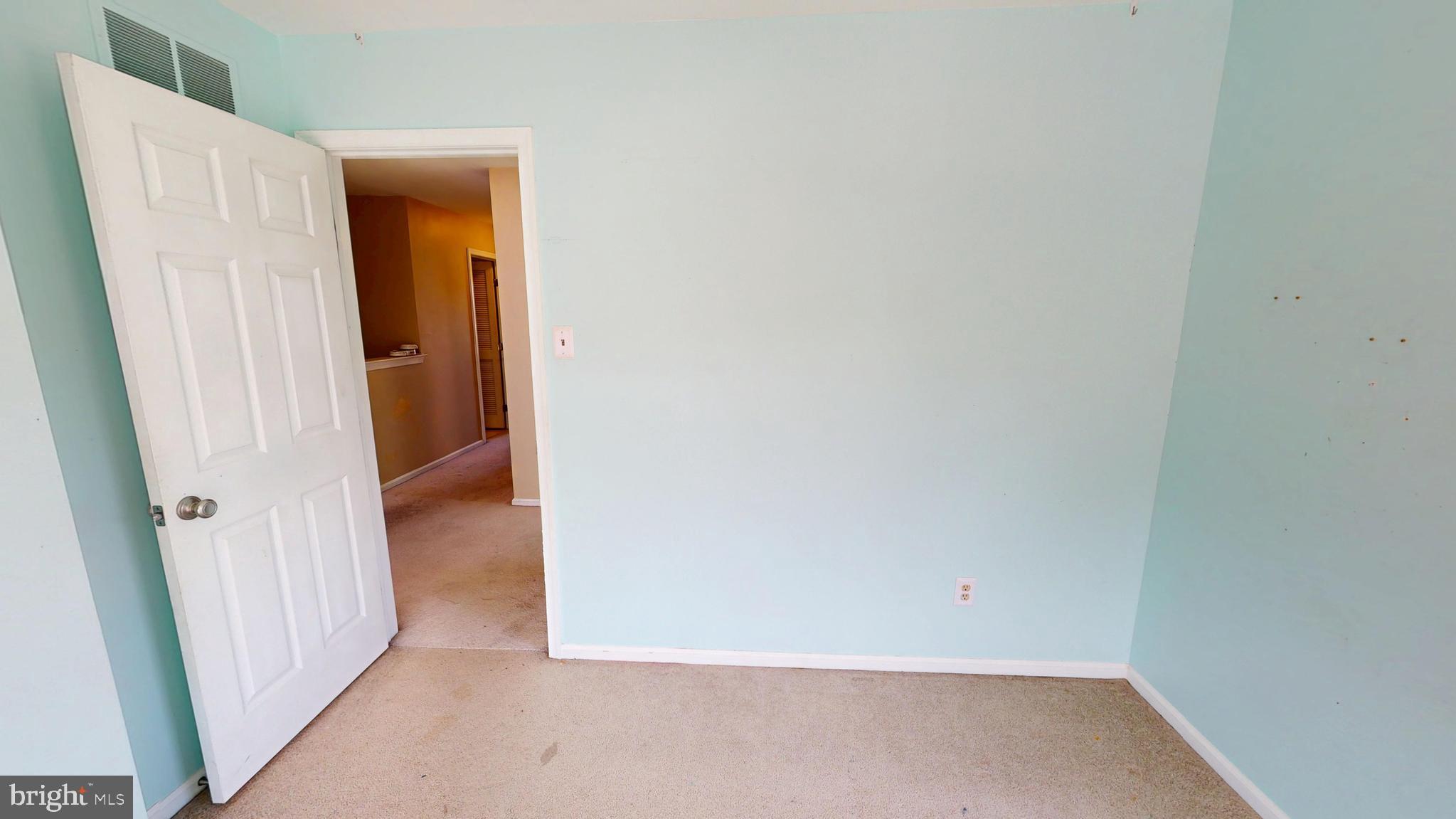820 EVERGREEN CIRCLE