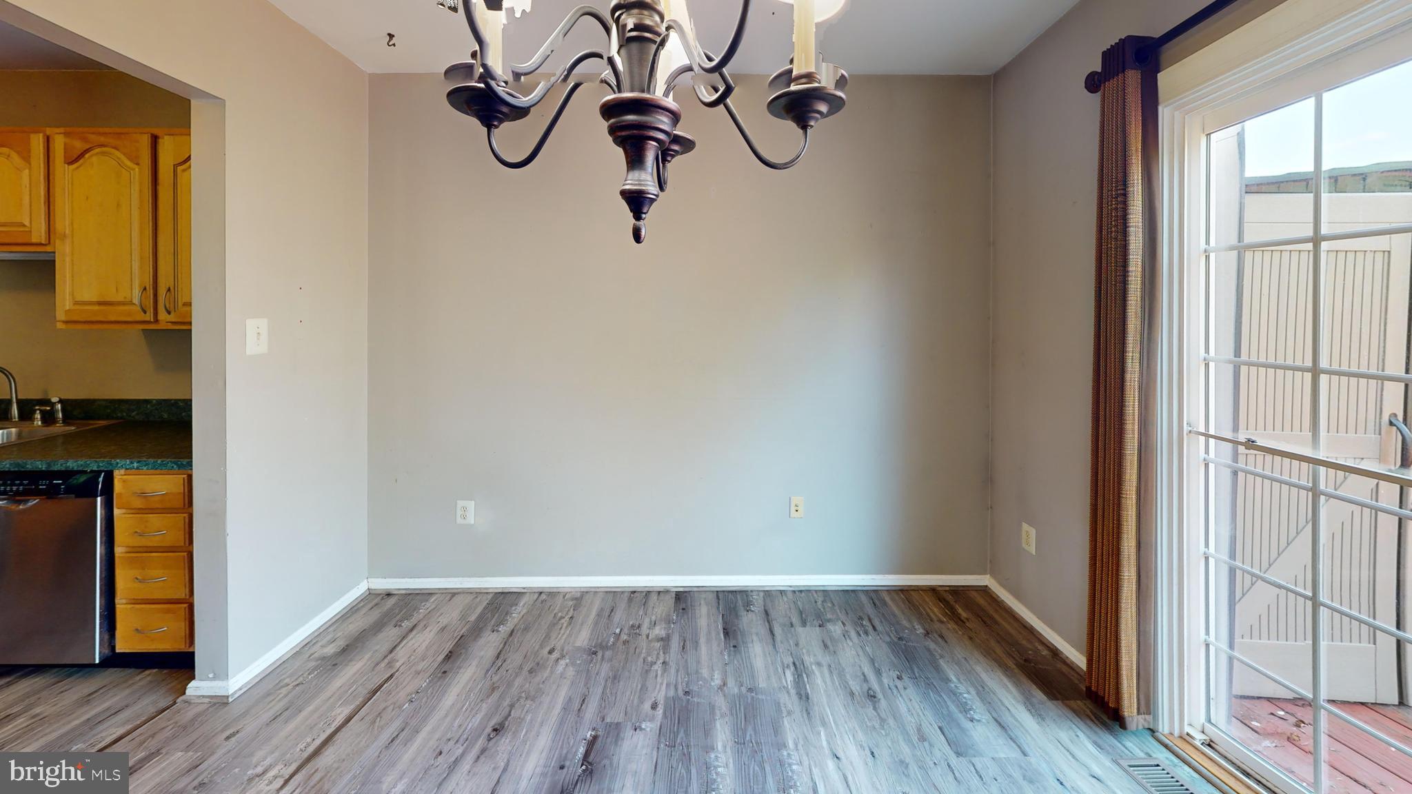 820 EVERGREEN CIRCLE