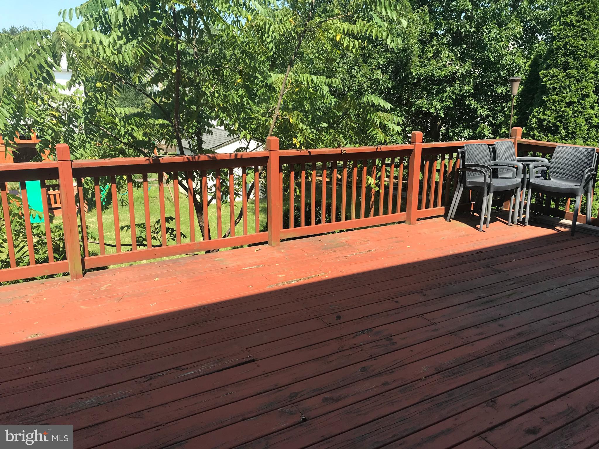 820 EVERGREEN CIRCLE