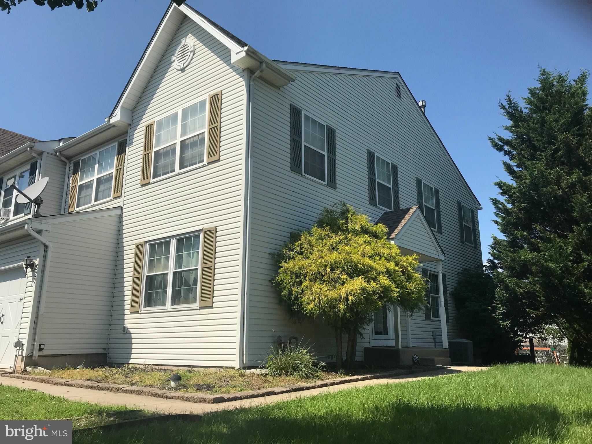 820 EVERGREEN CIRCLE