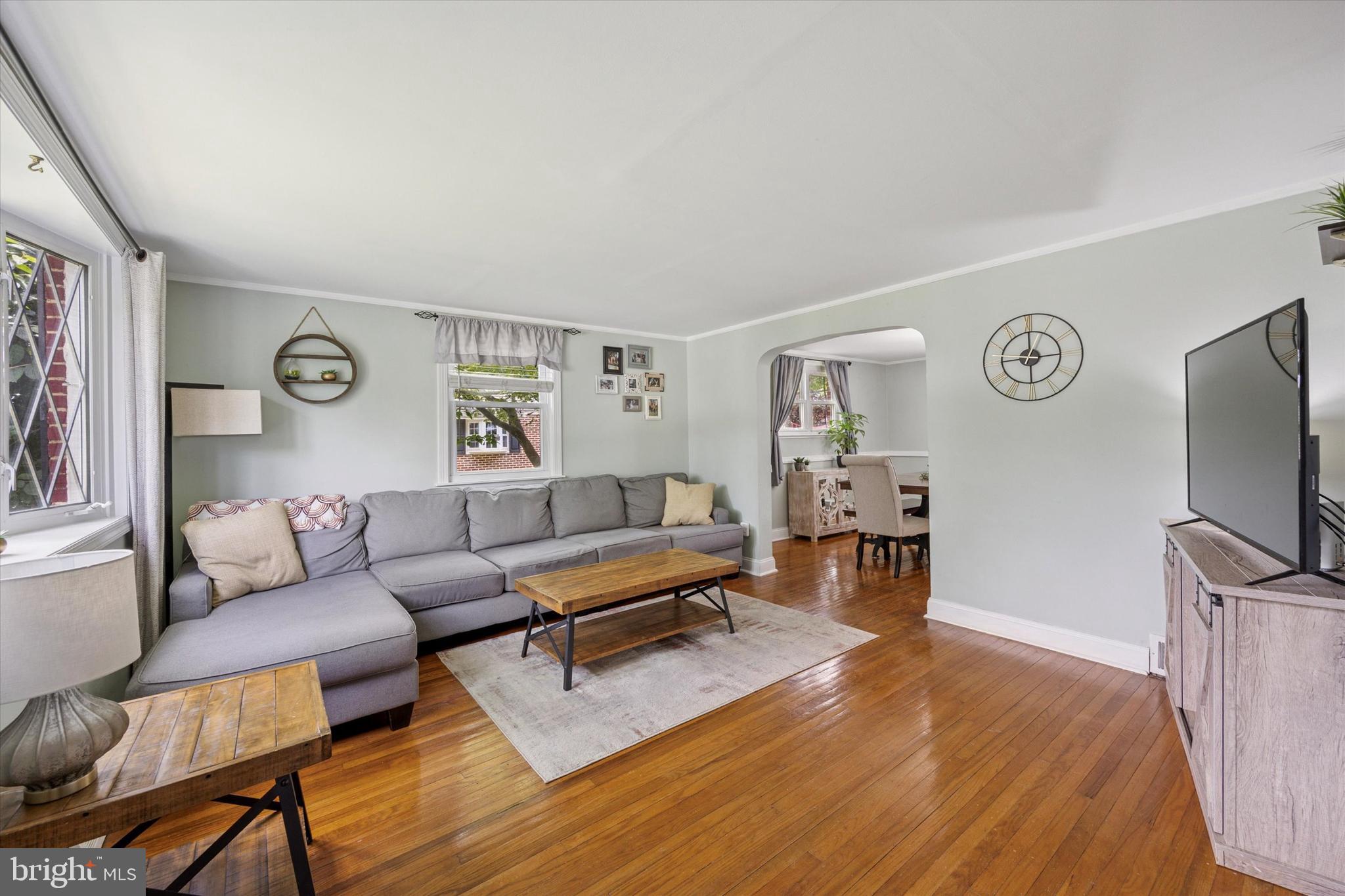 123 SPRING LANE