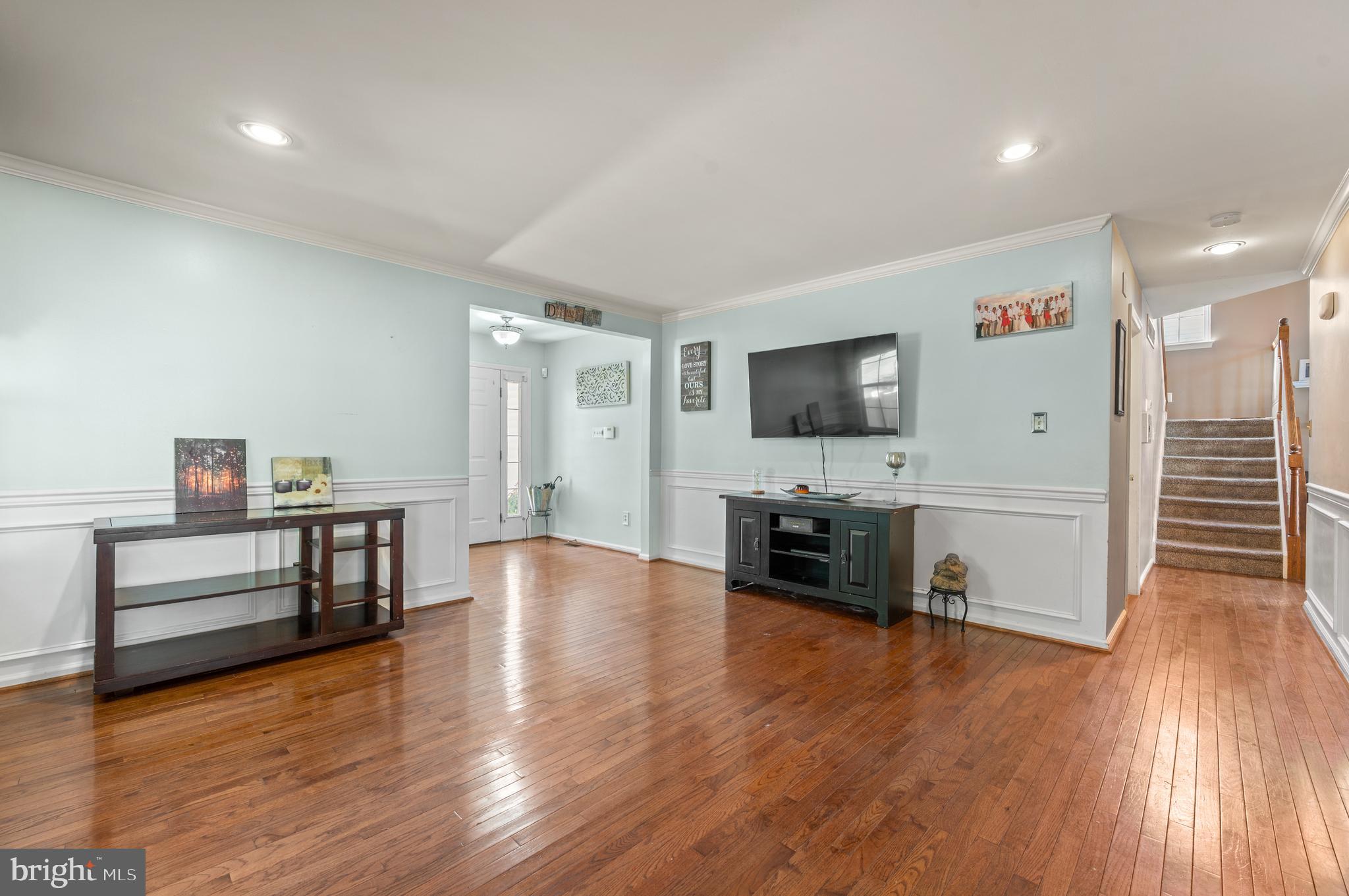 939 HAMILTON ROAD