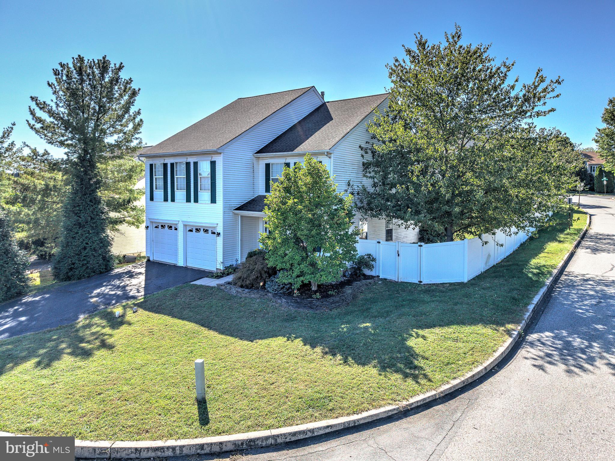 939 HAMILTON ROAD