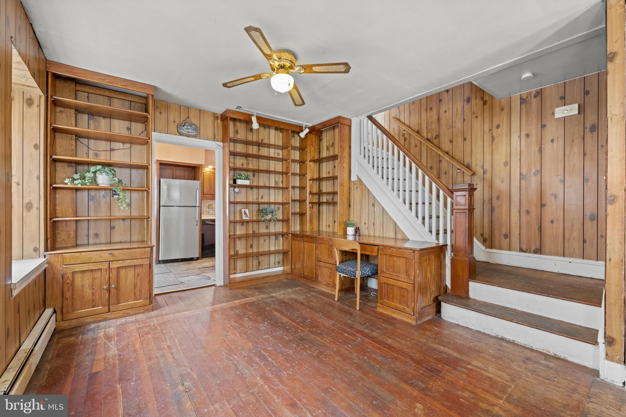 458 RENFREW AVENUE