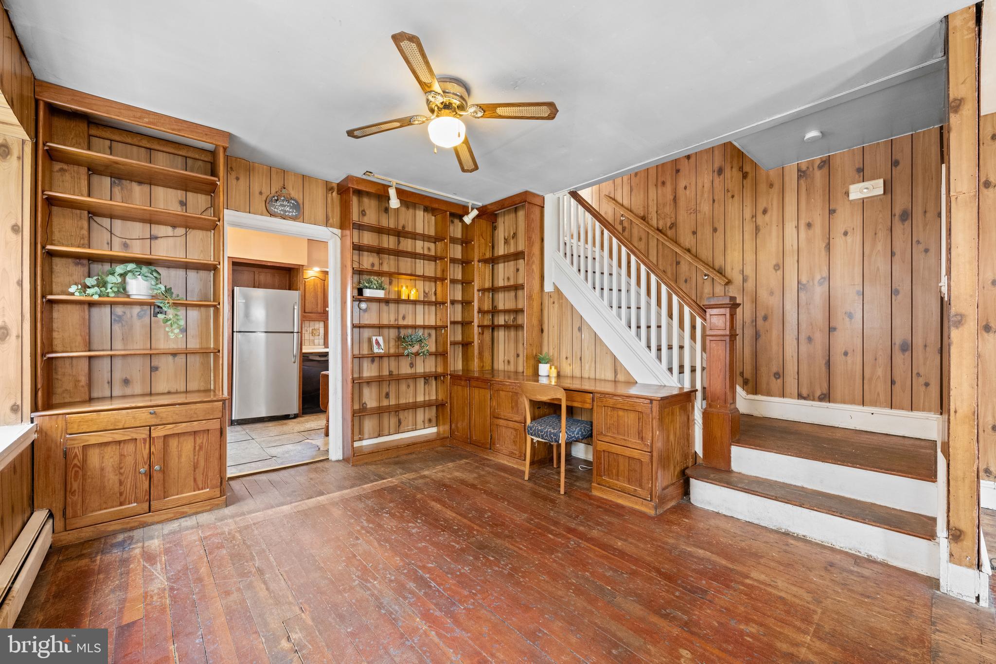 458 RENFREW AVENUE