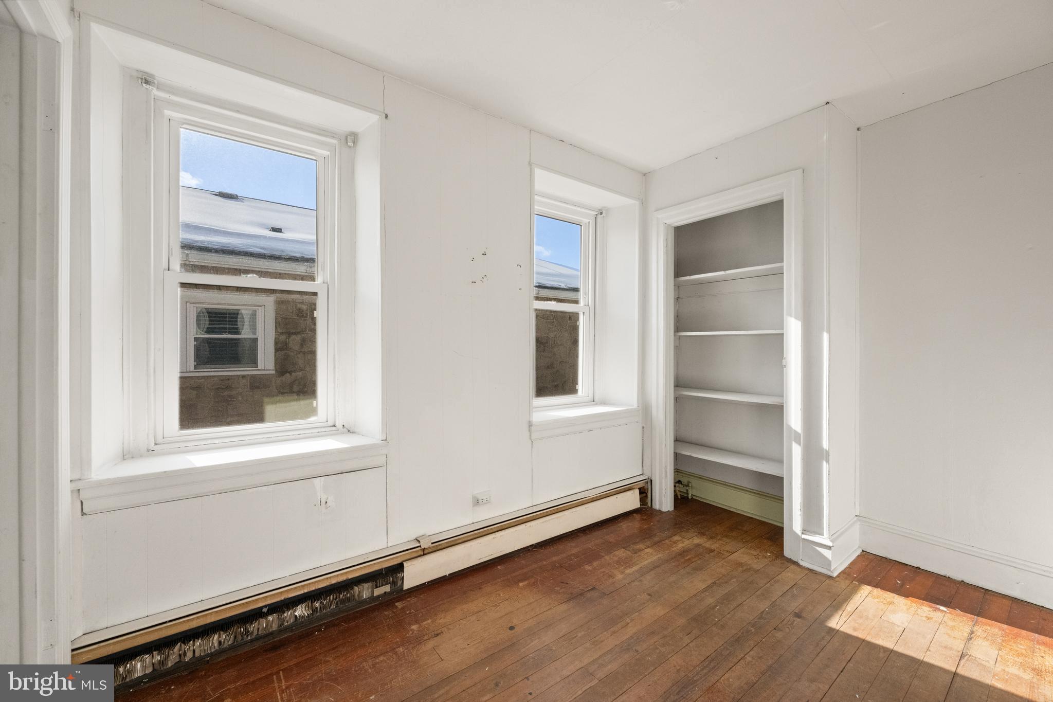 458 RENFREW AVENUE