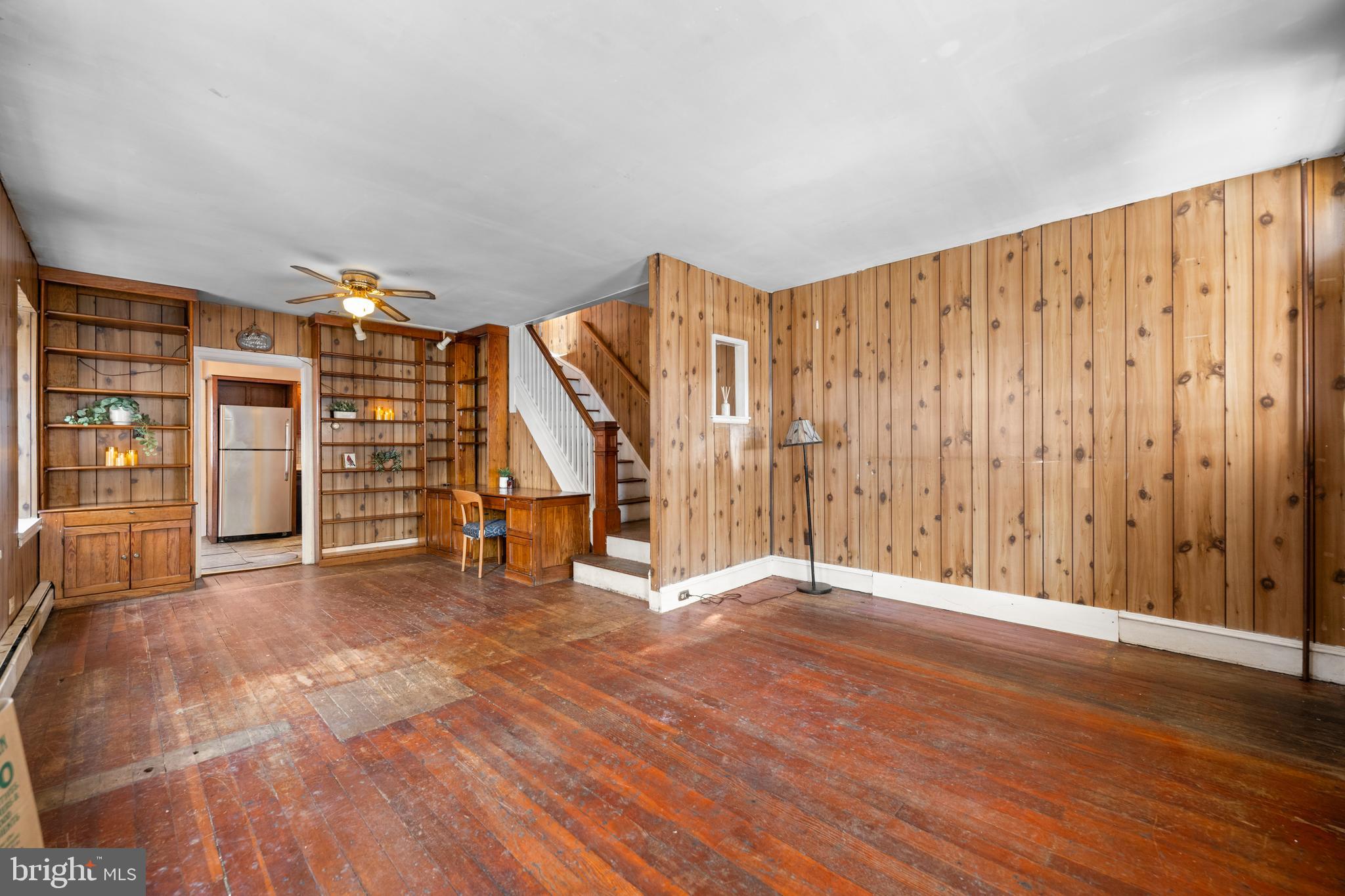 458 RENFREW AVENUE
