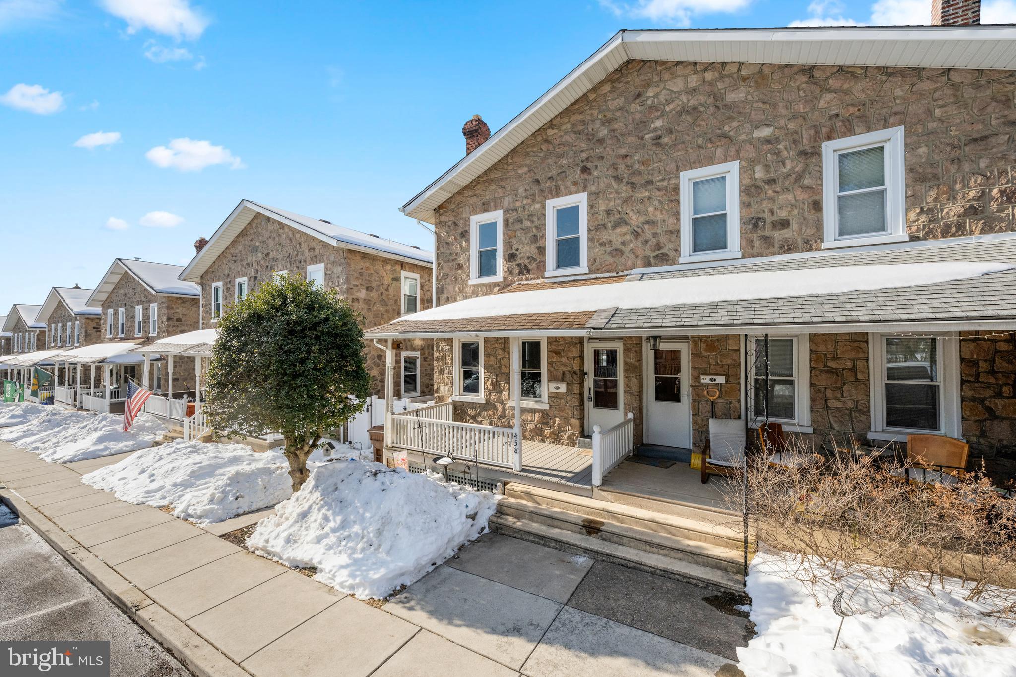 458 RENFREW AVENUE