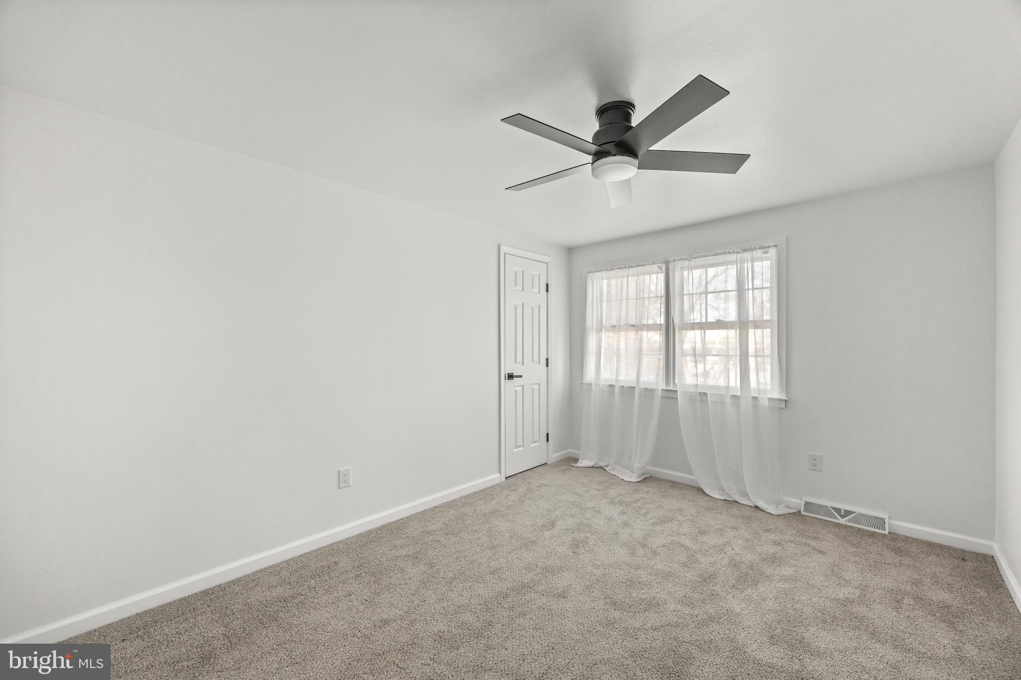 323 EDGEWOOD AVENUE