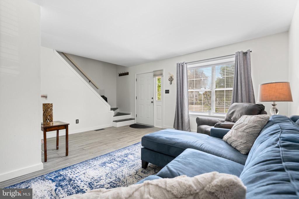 2451 NORRINGTON DRIVE