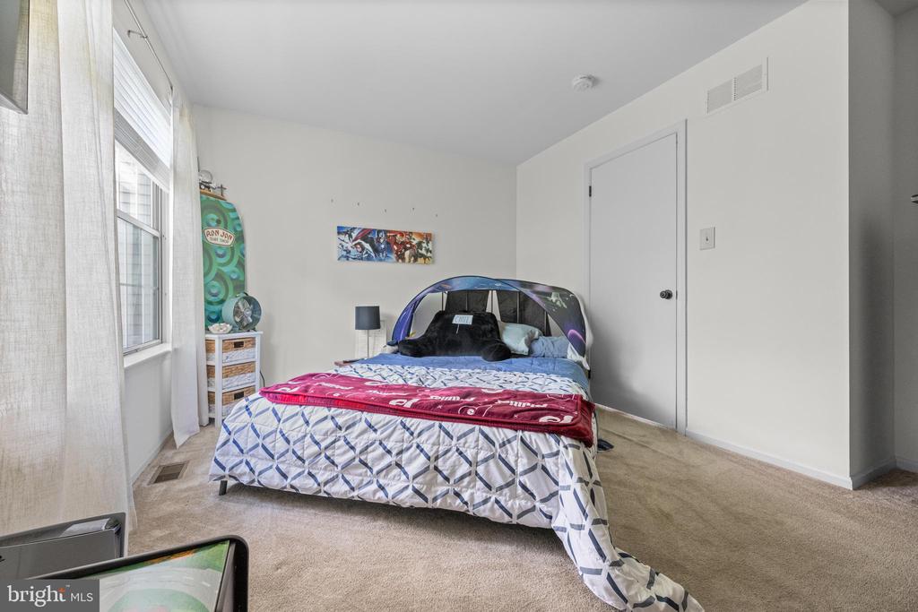 2451 NORRINGTON DRIVE
