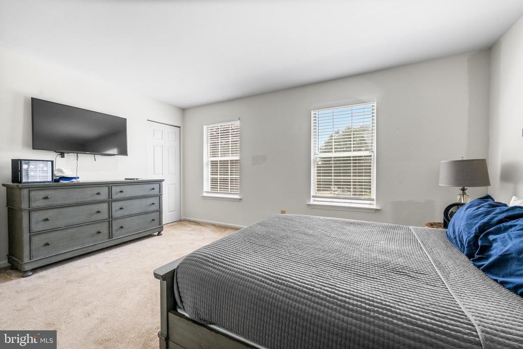 2451 NORRINGTON DRIVE