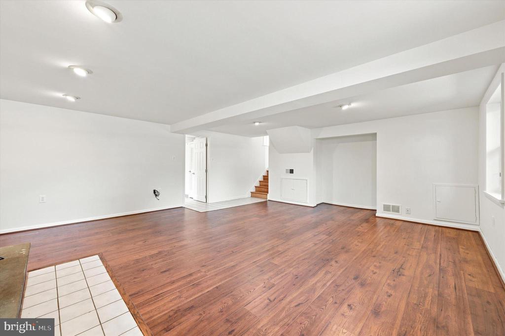 1411 SANDWOOD ROAD