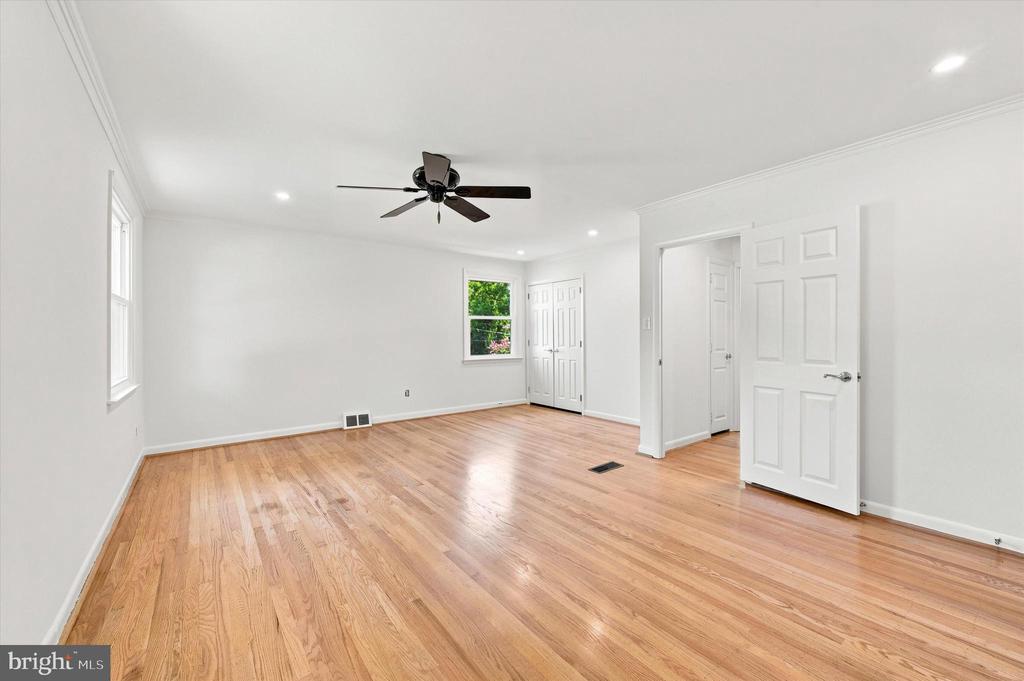 1411 SANDWOOD ROAD