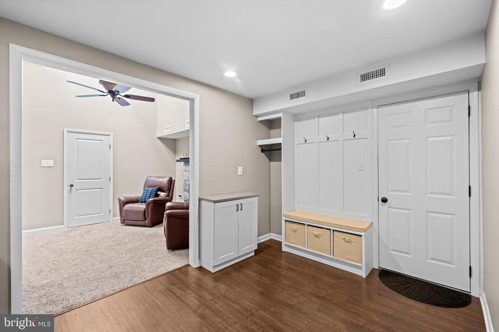 2148 PHEASANT HILL ROAD