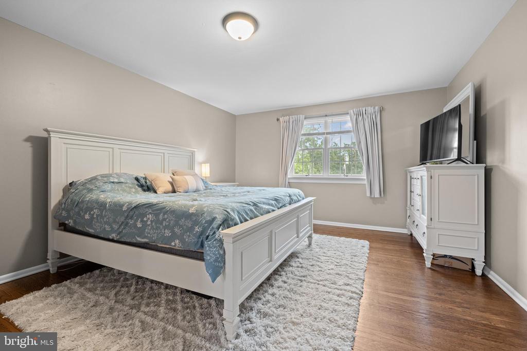 2148 PHEASANT HILL ROAD