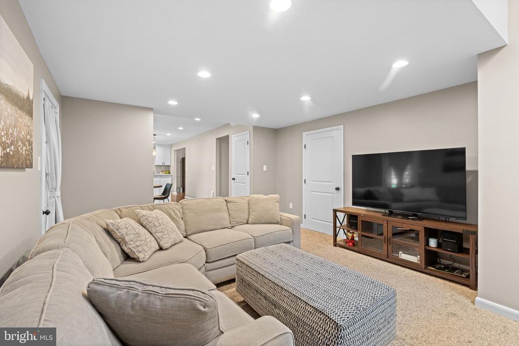2148 PHEASANT HILL ROAD
