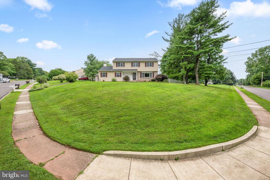 2148 PHEASANT HILL ROAD