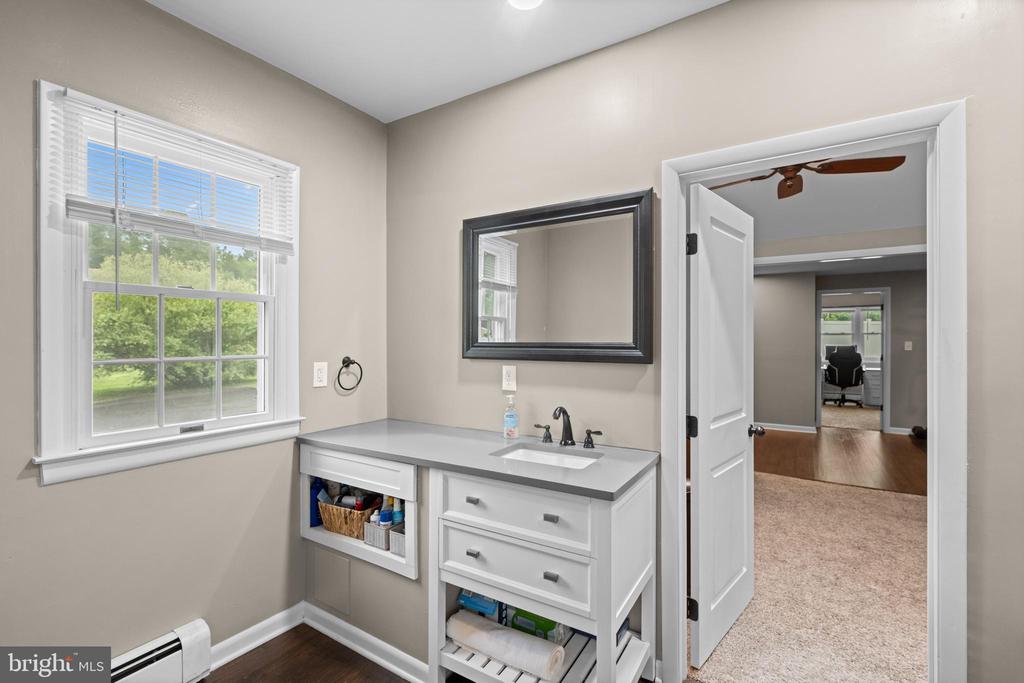 2148 PHEASANT HILL ROAD