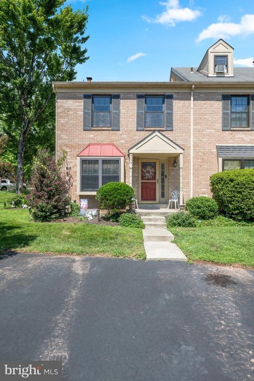 555 CANTERBURY ROAD