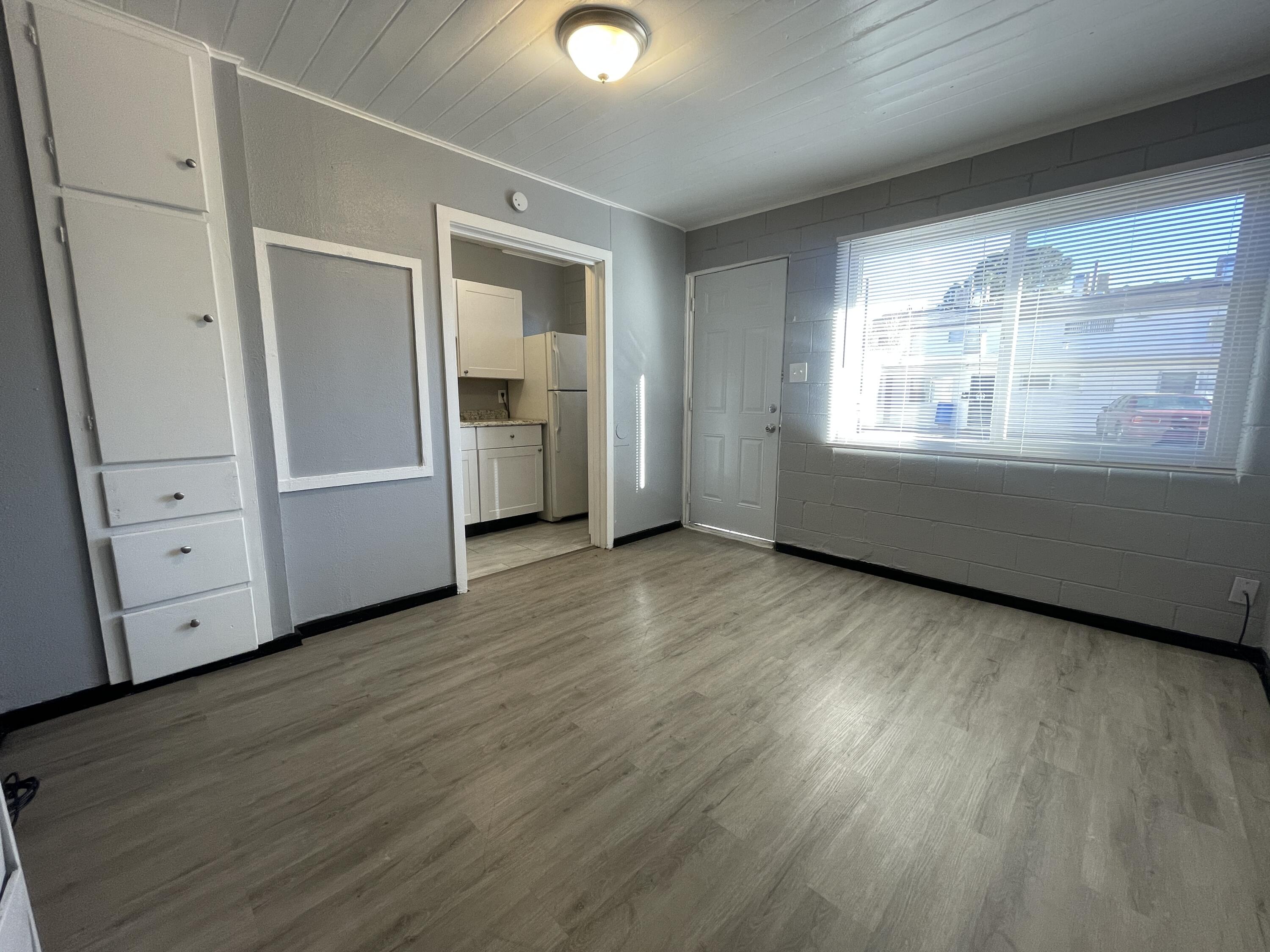 1028 Alvarado Drive SE