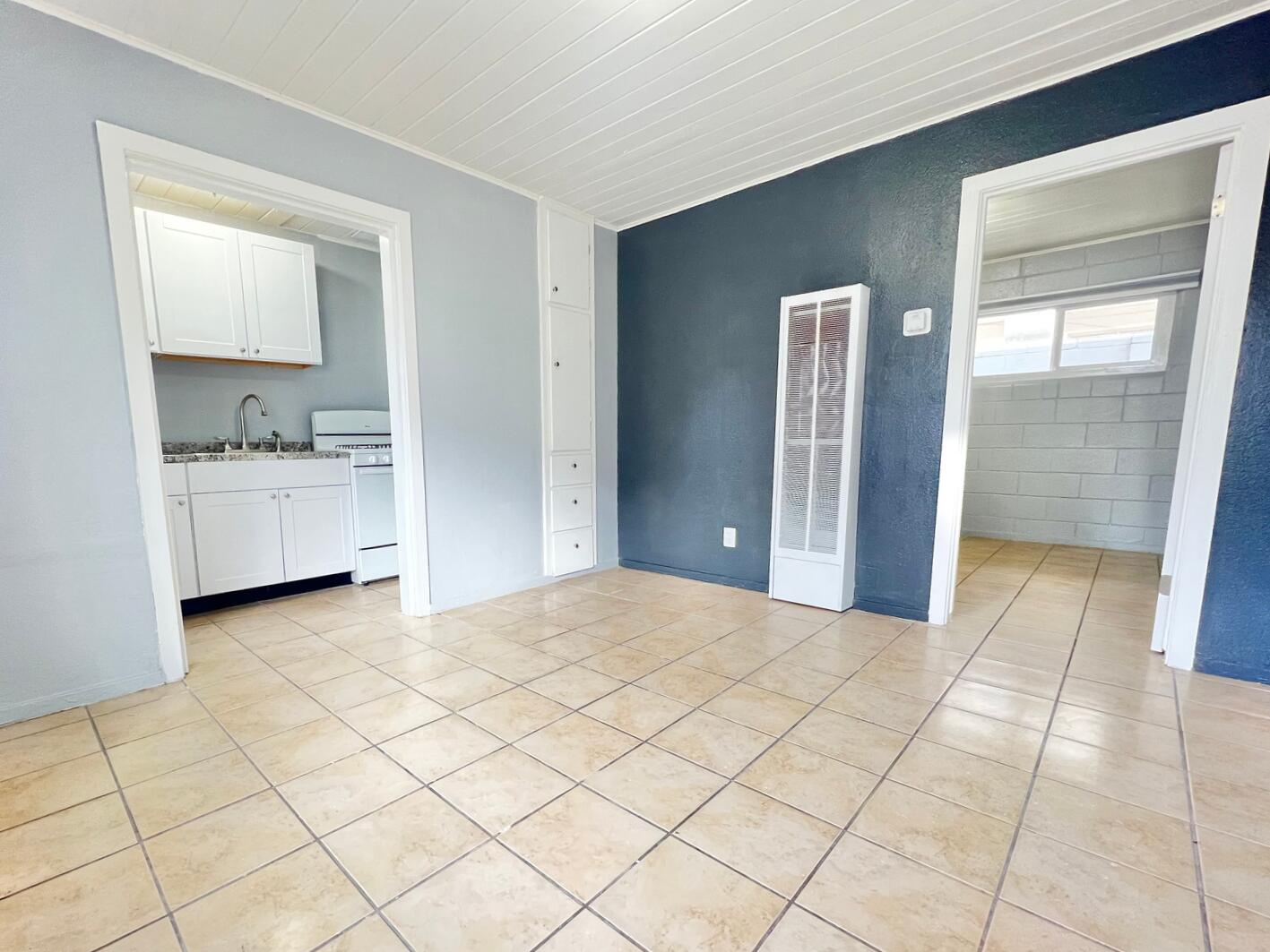 1028 Alvarado Drive SE